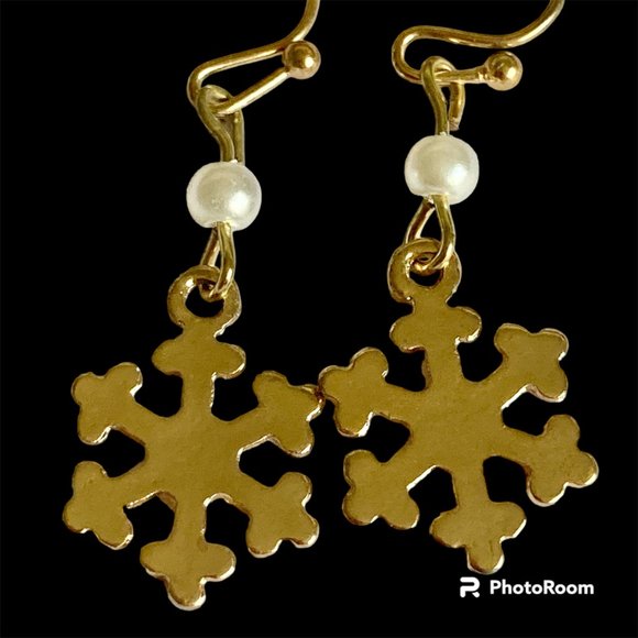 Snowflake Earrings Gold Plated Pearl White Glass Beads Christmas Winter Snow - Picture 1 of 12